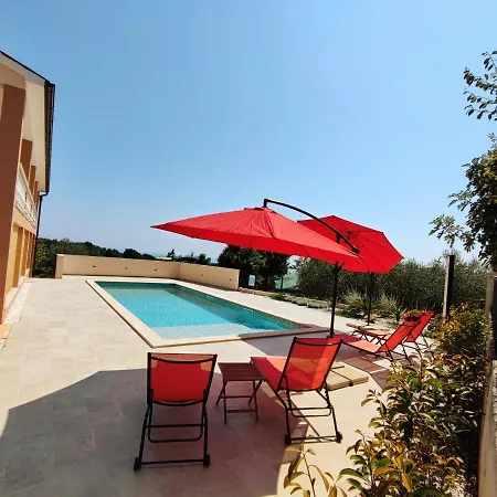 Apartment Valtura *